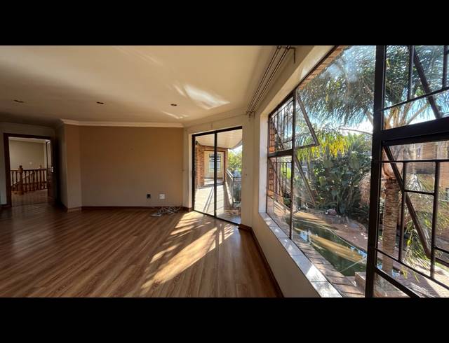 4 BEDROOM HOUSE FOR SALE IN MEYERSDAL
